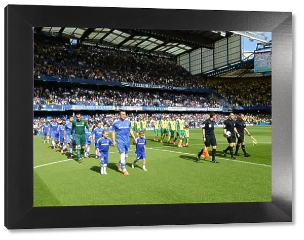 Premier League Showdown: Chelsea vs. Norwich City - Players Take the Field at Stamford Bridge (4th May 2014)