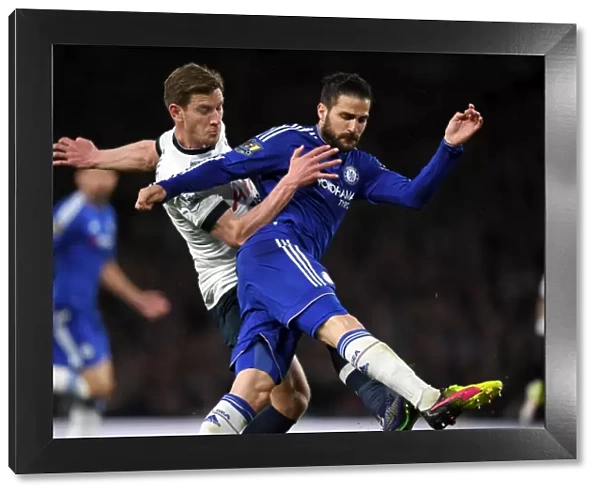 Battle for the Ball: Vertonghen vs. Fabregas - Chelsea vs. Tottenham, Premier League 2015-16: A Clash of Champions