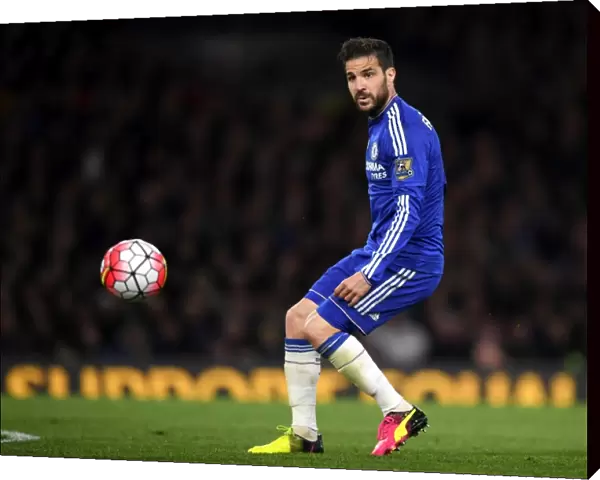 Cesc Fabregas in Action: Chelsea vs. Tottenham Hotspur, Premier League Showdown at Stamford Bridge (2015-16)