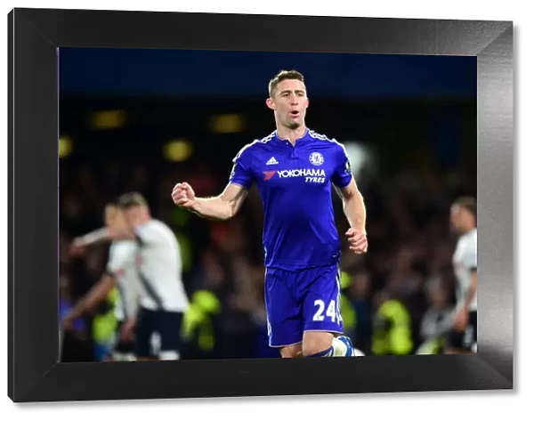 Gary Cahill's Thrilling Goal: Chelsea's First Strike Against Tottenham (2015-16 Premier League)