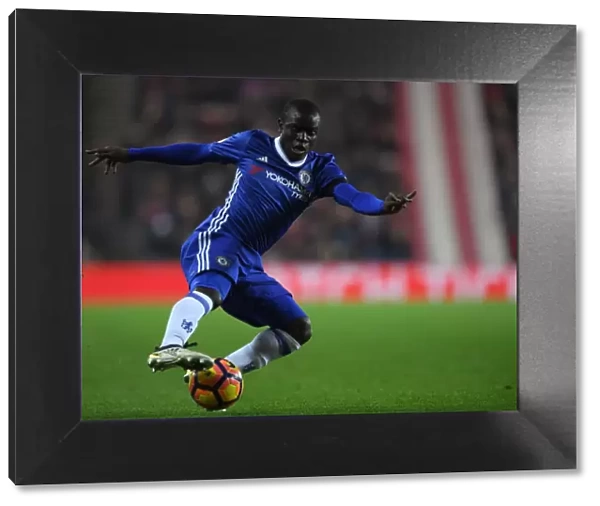 N'Golo Kante in Action: Chelsea's Midfield Maestro Shines Against Sunderland, Premier League 2016