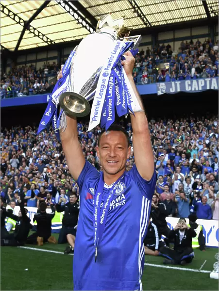 John Terry's Championship Glory: Chelsea Secure Premier League Title vs. Sunderland (2017)
