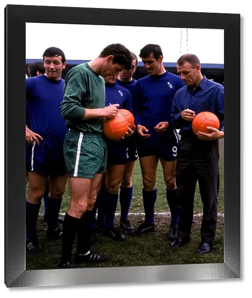 Chelsea Footballers and Manager Sign Footballs Ahead of FA Cup Final: John Boyle, Peter Bonetti, Tony Hateley, and Tommy Docherty