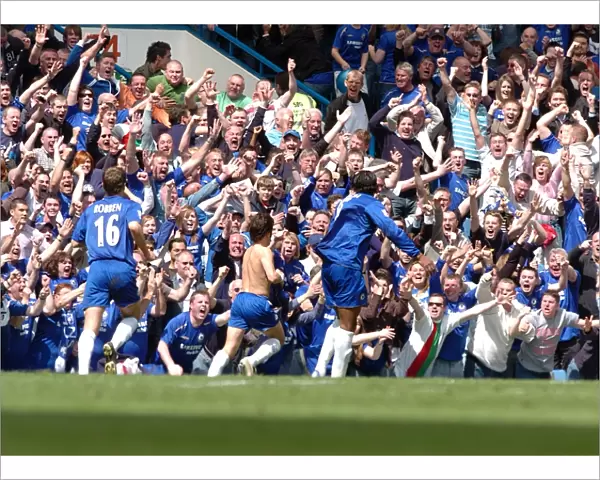 Joe Cole's Ecstatic Moment: Sealing the Premier League Title with Goal Number Two against Manchester United (2005-2006)