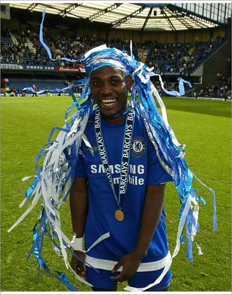 Michael Essien's Premier League Victory Celebration: Chelsea vs Manchester United (2005-2006) - A Glorious Moment at Stamford Bridge