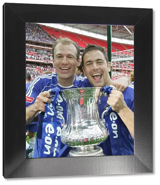 Chelsea's Triumph: Robben and Cole Rejoice in FA Cup Victory over Manchester United at Wembley (May 2007)