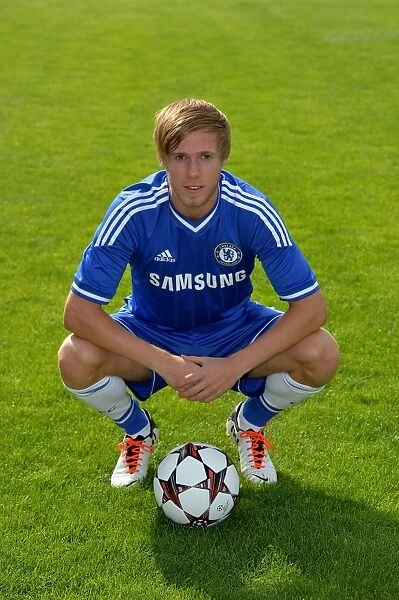 Chelsea FC 2013-14 Squad Training: Tomas Kalas Focuses on Preparation