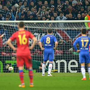 Raul Rusescu Scores Penalty for Steaua Bucharest Against Chelsea in Europa League (7th March 2013)