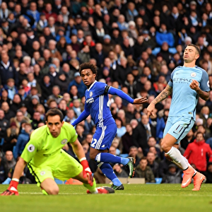 Willian Scores Chelsea's Second Goal vs. Manchester City (December 2016)