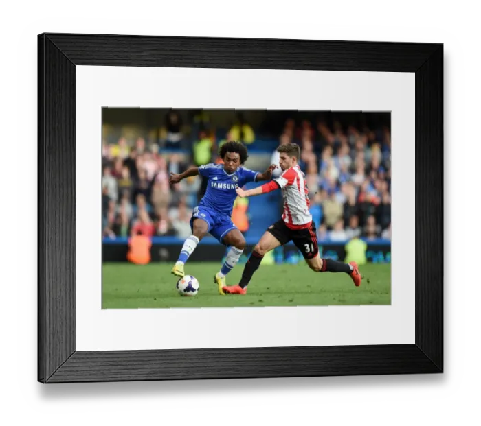 Framed Print : Clash at Stamford Bridge: Willian vs. Borini - Premier League Battle (Chelsea vs. Sunderland, 19th April 2014)