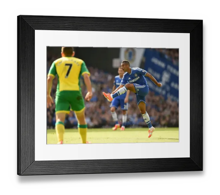 Framed Print : Ashley Cole's Strike: Chelsea vs. Norwich City, Barclays Premier League, Stamford Bridge (4th May 2014) Framed Print : Ashley Cole's Strike: Chelsea vs. Norwich City, Barclays Premier League, Stamford Bridge (4th May 2014)