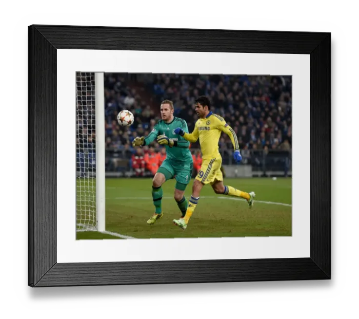 Framed Print : Soccer - UEFA Champions League - Group G - Schalke 04 v Chelsea - Veltins-Arena Framed Print : Soccer - UEFA Champions League - Group G - Schalke 04 v Chelsea - Veltins-Arena