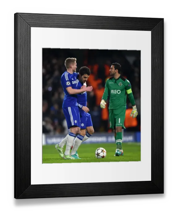 Framed Print : Soccer - UEFA Champions League - Group G - Chelsea v Sporting Lisbon - Stamford Bridge Framed Print : Soccer - UEFA Champions League - Group G - Chelsea v Sporting Lisbon - Stamford Bridge