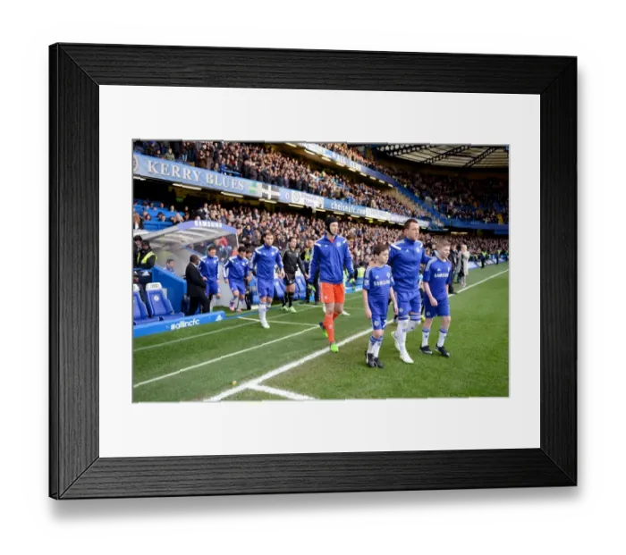 Framed Print : Chelsea Players Take the Field: Chelsea vs. Newcastle United, Barclays Premier League, Stamford Bridge (10th January 2015) Framed Print : Chelsea Players Take the Field: Chelsea vs. Newcastle United, Barclays Premier League, Stamford Bridge (10th January 2015)