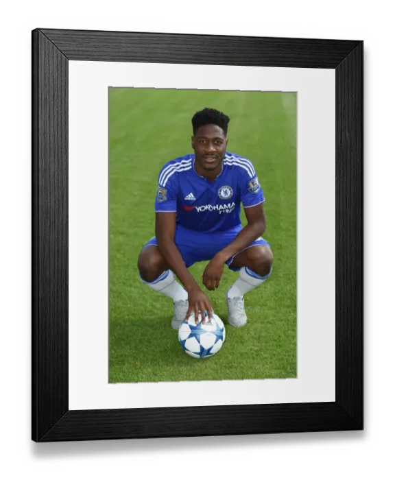 Framed Print : Chelsea FC: Ola Aina at 2015-16 Team Photocall, Cobham Training Ground Framed Print : Chelsea FC: Ola Aina at 2015-16 Team Photocall, Cobham Training Ground
