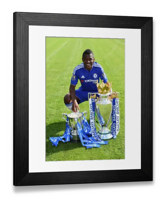 Framed Print : Chelsea FC: Ramires at 2015-16 Team Photocall, Cobham Training Ground Framed Print : Chelsea FC: Ramires at 2015-16 Team Photocall, Cobham Training Ground
