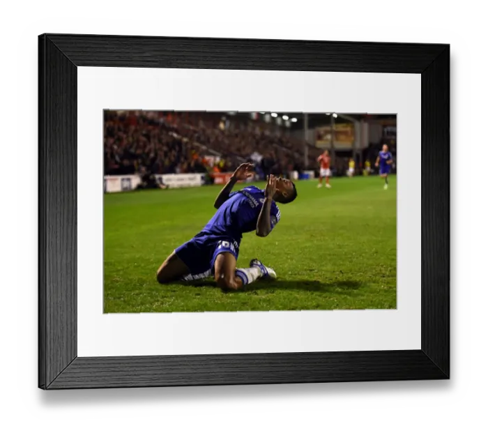 Framed Print : Chelsea's Kenedy: Third Goal Bliss Against Walsall in Capital One Cup (September 2015) Framed Print : Chelsea's Kenedy: Third Goal Bliss Against Walsall in Capital One Cup (September 2015)