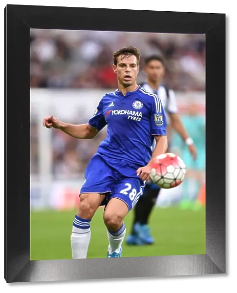 Cesar Azpilicueta in Action: Chelsea vs. Newcastle United, Barclays Premier League, St. James Park (September 2015)