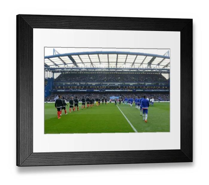 Framed Print : Premier League Showdown: Chelsea vs Southampton - October 2015 - Players Take the Field at Stamford Bridge