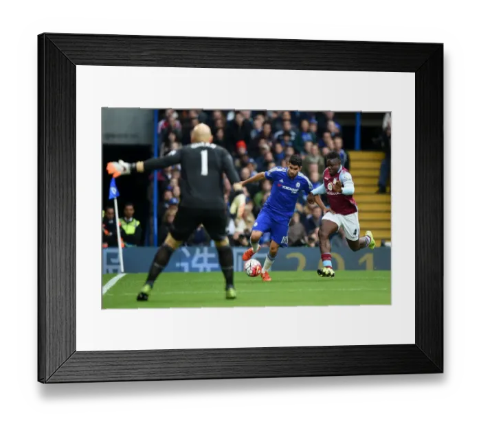 Framed Print : Battle for the Ball: Diego Costa vs Micah Richards - Chelsea vs Aston Villa, Premier League (October 2015) Framed Print : Battle for the Ball: Diego Costa vs Micah Richards - Chelsea vs Aston Villa, Premier League (October 2015)