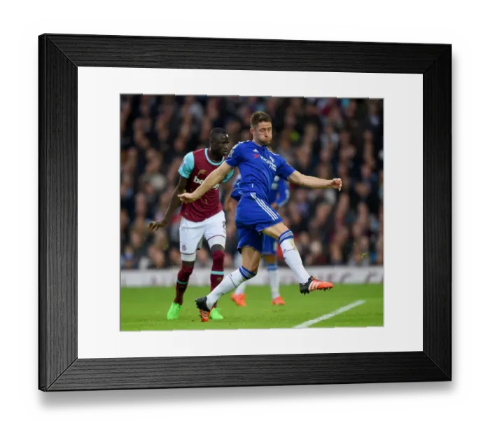 Framed Print : Gary Cahill Scores the Opener: West Ham United vs. Chelsea, Barclays Premier League, Upton Park (October 2015) Framed Print : Gary Cahill Scores the Opener: West Ham United vs. Chelsea, Barclays Premier League, Upton Park (October 2015)