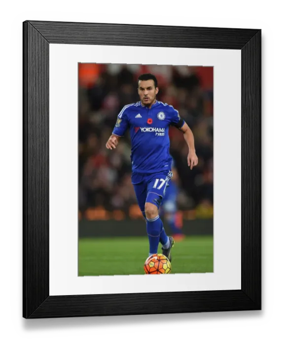 Framed Print : Pedro in Action: Stoke City vs. Chelsea, Premier League (November 2015) Framed Print : Pedro in Action: Stoke City vs. Chelsea, Premier League (November 2015)