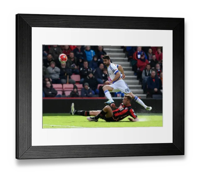 Framed Print : Battle for the Ball: Diego Costa vs. Simon Francis - AFC Bournemouth vs. Chelsea (Premier League, April 2016) Framed Print : Battle for the Ball: Diego Costa vs. Simon Francis - AFC Bournemouth vs. Chelsea (Premier League, April 2016)