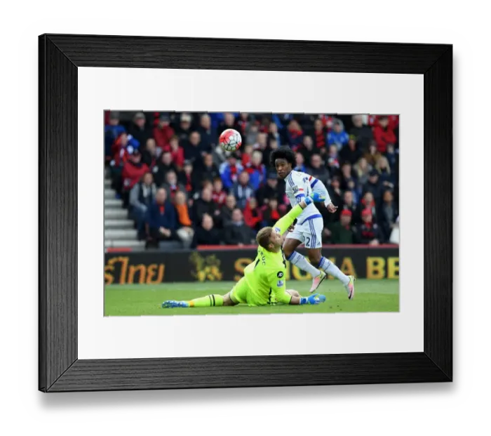Framed Print : Willian's Strike: Chelsea's Third Goal vs AFC Bournemouth (April 2016) Framed Print : Willian's Strike: Chelsea's Third Goal vs AFC Bournemouth (April 2016)