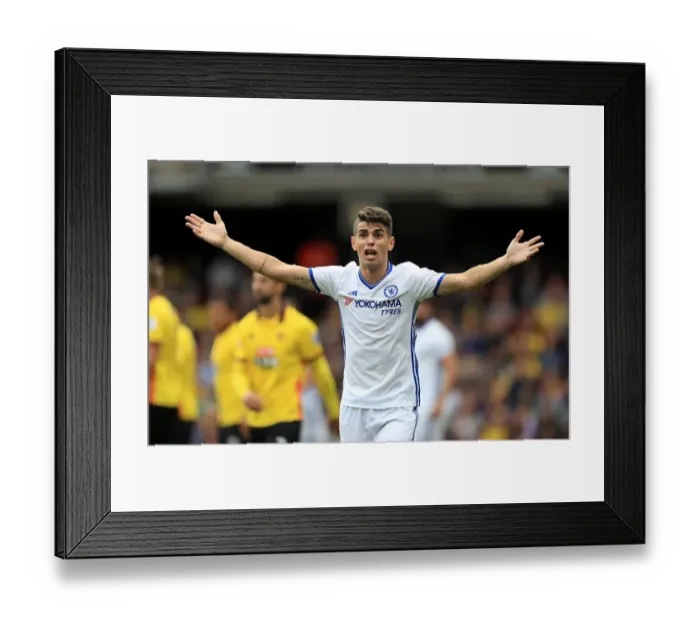 Framed Print : Oscar Appeals to Referee during Watford vs Chelsea Match: John Walton / PA Wire Framed Print : Oscar Appeals to Referee during Watford vs Chelsea Match: John Walton / PA Wire