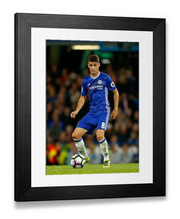Framed Print : Oscar's Stamford Bridge Showdown: Premier League Clash Between Chelsea (Home) and Liverpool Framed Print : Oscar's Stamford Bridge Showdown: Premier League Clash Between Chelsea (Home) and Liverpool