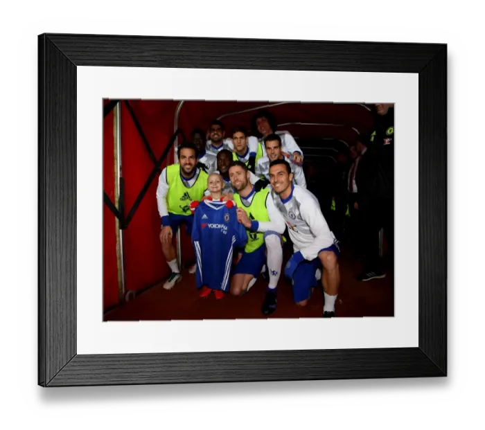 Framed Print : Chelsea Players and Sunderland Fan Bradley Lowrey in Unique Pre-Match Tunnel Moment Framed Print : Chelsea Players and Sunderland Fan Bradley Lowrey in Unique Pre-Match Tunnel Moment