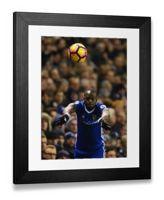 Framed Print : Victor Moses Throws In: Chelsea vs. Tottenham, Premier League, London 2017 - Away Team Action Framed Print : Victor Moses Throws In: Chelsea vs. Tottenham, Premier League, London 2017 - Away Team Action