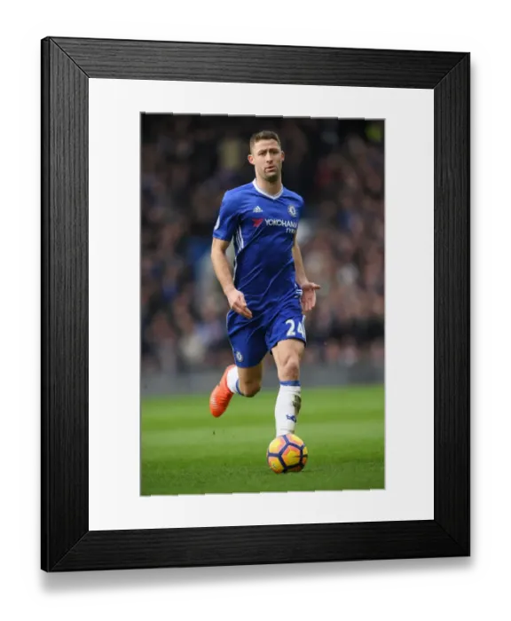 Framed Print : Chelsea vs Arsenal: Gary Cahill's Battle at Stamford Bridge - Premier League Showdown