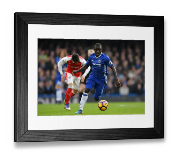 Framed Print : Chelsea vs Arsenal: Ngolo Kante's Premier League Battle at Stamford Bridge