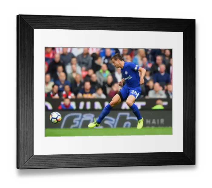 Framed Print : Cesar Azpilicueta in Action: Premier League Showdown at Stoke City