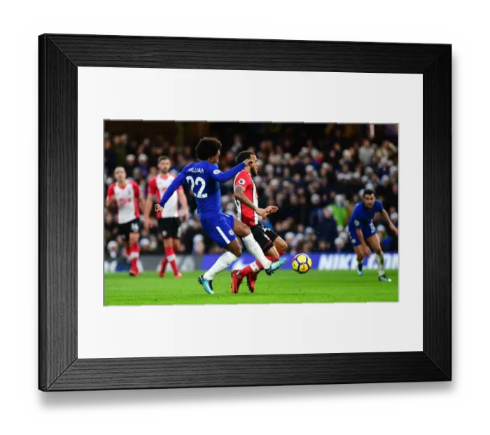 Framed Print : Battle for Possession: Willian vs. Bertrand - Chelsea vs. Southampton, Premier League Framed Print : Battle for Possession: Willian vs. Bertrand - Chelsea vs. Southampton, Premier League