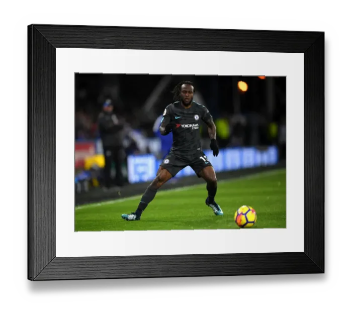 Framed Print : Huddersfield Town v Chelsea - Premier League Framed Print : Huddersfield Town v Chelsea - Premier League