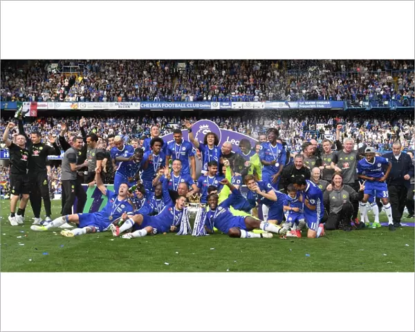 Chelsea FC: Premier League Champions 2016-2017 - Triumphant Celebration after Winning against Sunderland