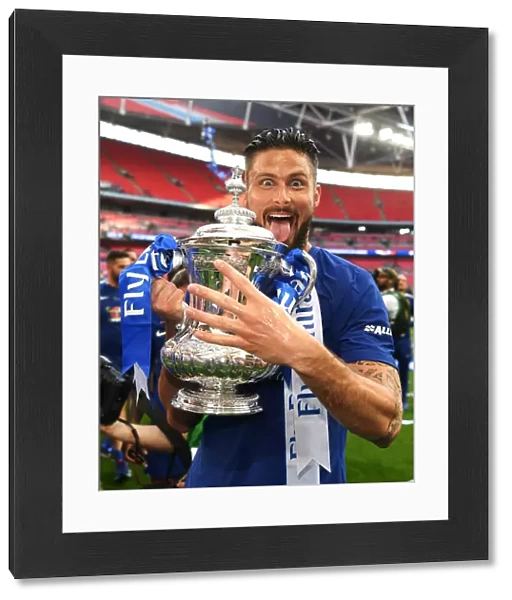 Olivier Giroud and Chelsea Celebrate FA Cup Victory over Manchester United