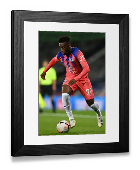 Framed Print : Behind Closed Doors: Callum Hudson-Odoi in Action for Chelsea Against West Bromwich Albion, Premier League (September 26, 2020)