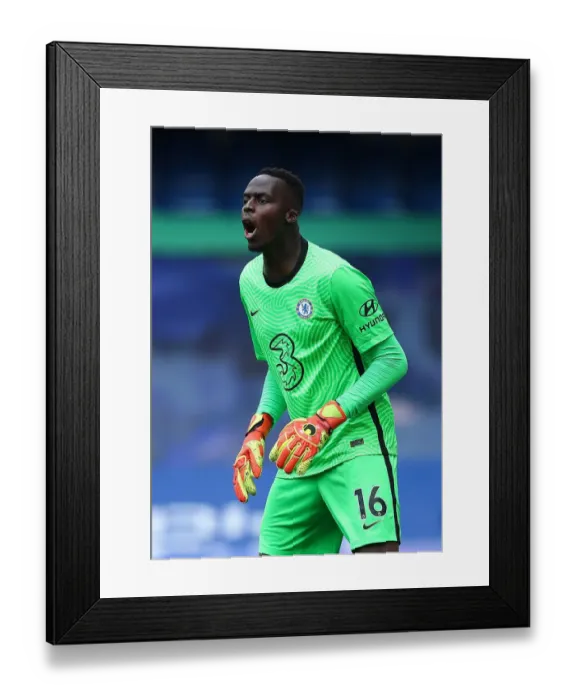 Framed Print : Chelsea's Edouard Mendy in Action Against Crystal Palace: Premier League, London (October 2020) Framed Print : Chelsea's Edouard Mendy in Action Against Crystal Palace: Premier League, London (October 2020)
