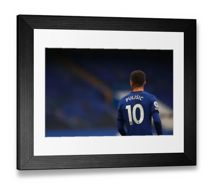 Framed Print : Chelsea's Christian Pulisic in Action against Southampton in Empty Stamford Bridge - Premier League, October 2020