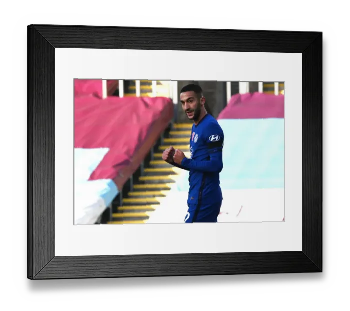 Framed Print : Burnley v Chelsea - Premier League Framed Print : Burnley v Chelsea - Premier League
