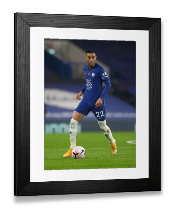 Framed Print : Chelsea's Hakim Ziyech in Action Against Sheffield United in Empty Stamford Bridge, Premier League 2020 Framed Print : Chelsea's Hakim Ziyech in Action Against Sheffield United in Empty Stamford Bridge, Premier League 2020