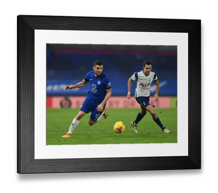 Framed Print : Chelsea's Mateo Kovacic in Action Against Tottenham Hotspur at Empty Stamford Bridge - Premier League, November 2020 Framed Print : Chelsea's Mateo Kovacic in Action Against Tottenham Hotspur at Empty Stamford Bridge - Premier League, November 2020