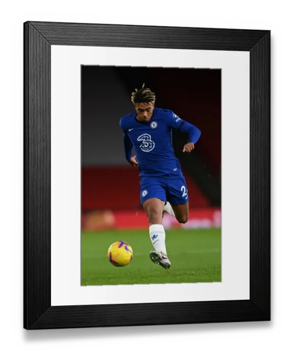 Framed Print : Arsenal v Chelsea - Premier League Framed Print : Arsenal v Chelsea - Premier League