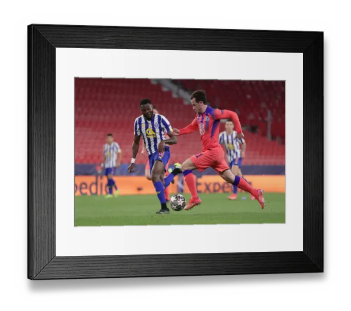 Framed Print : Chelsea's Ben Chilwell in UEFA Champions League Quarterfinal at Empty Estadio Ramon Sanchez Pizjuan Framed Print : Chelsea's Ben Chilwell in UEFA Champions League Quarterfinal at Empty Estadio Ramon Sanchez Pizjuan