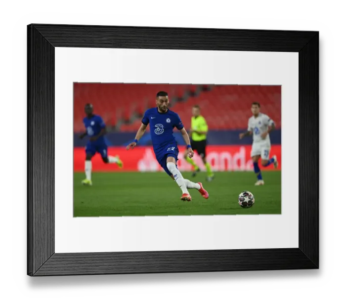 Framed Print : Chelsea FC vs Porto - Hakim Ziyech in UEFA Champions League Quarterfinal, Seville (April 13, 2021) Framed Print : Chelsea FC vs Porto - Hakim Ziyech in UEFA Champions League Quarterfinal, Seville (April 13, 2021)