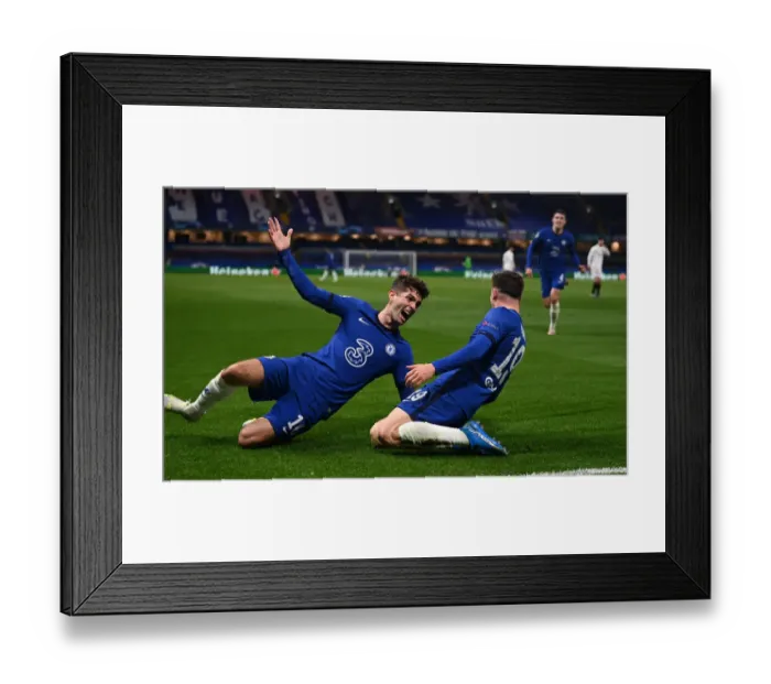 Framed Print : Chelsea's Mount and Pulisic Celebrate Goals in Empty Stamford Bridge against Real Madrid - UEFA Champions League Semi-Final Framed Print : Chelsea's Mount and Pulisic Celebrate Goals in Empty Stamford Bridge against Real Madrid - UEFA Champions League Semi-Final
