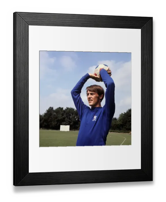 Framed Print : Chelsea Football Club's Long-Throw Specialist Ian Hutchinson in Soccer's Division One, 1960s Framed Print : Chelsea Football Club's Long-Throw Specialist Ian Hutchinson in Soccer's Division One, 1960s